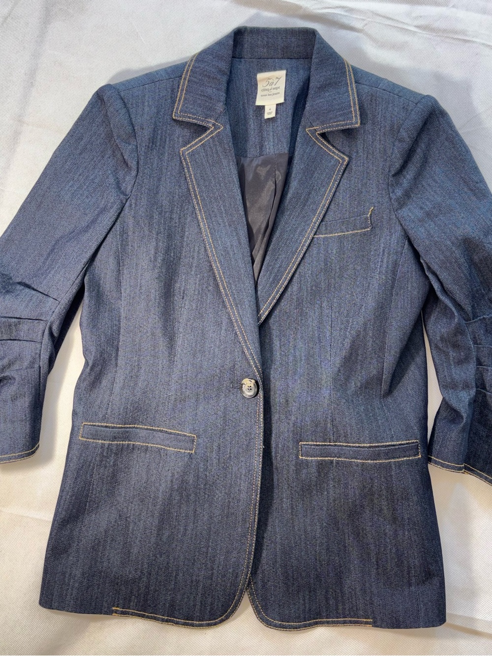 Cinq à Sept 5à7 Denim Blazer Jacket Women’s Size 4 Contrast Stitching